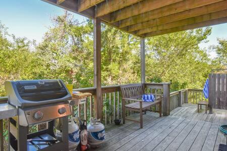 Walk To Beach W Roof-Level Deck Villa Truro Exterior photo