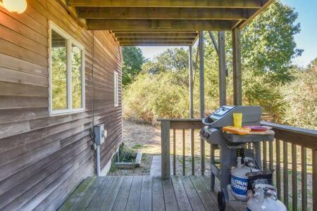 Walk To Beach W Roof-Level Deck Villa Truro Exterior photo