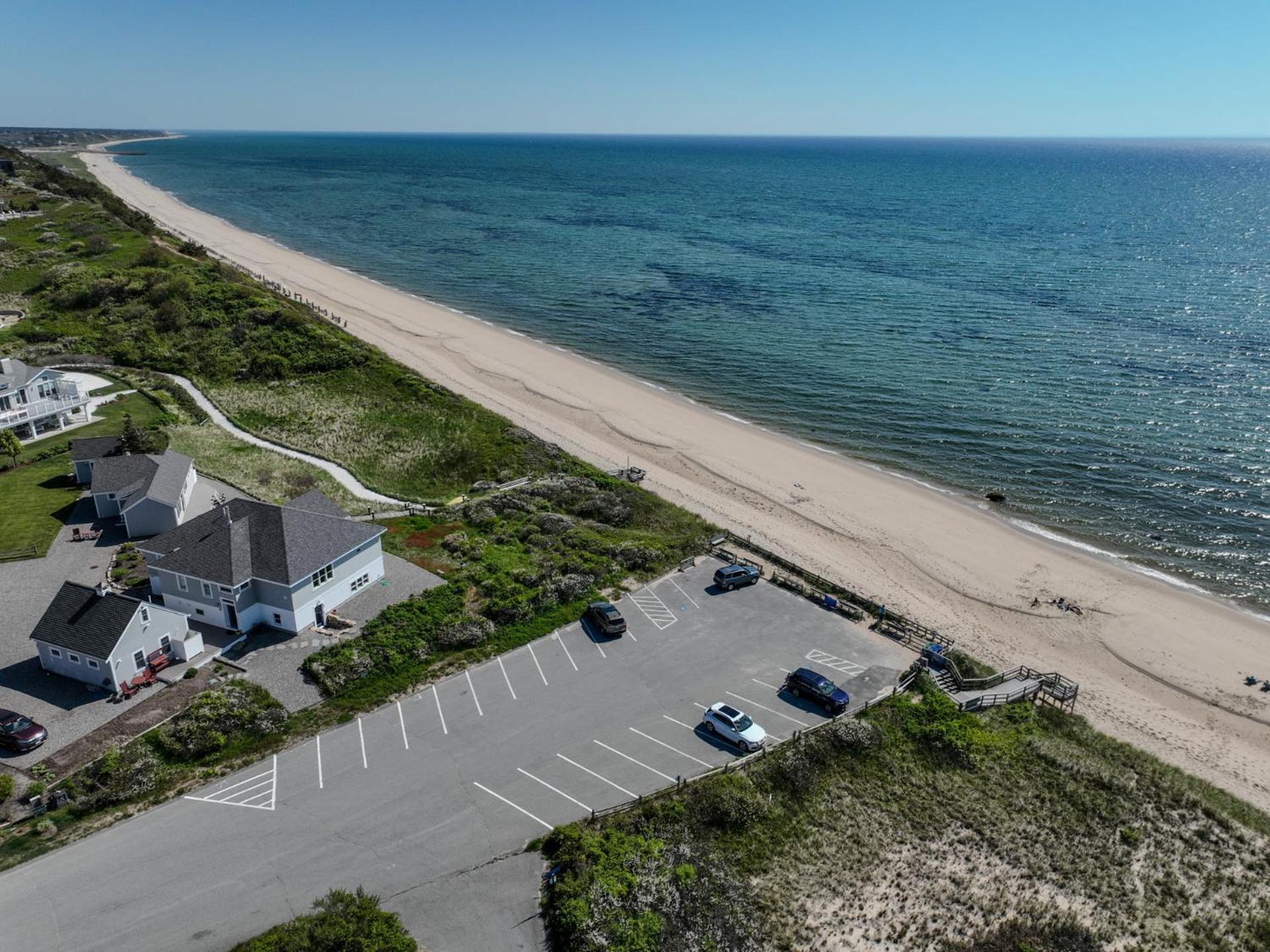 Walk To Beach W Roof-Level Deck Villa Truro Exterior photo